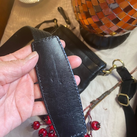 Leather and canvas black Coach purse - Picture 5 of 6